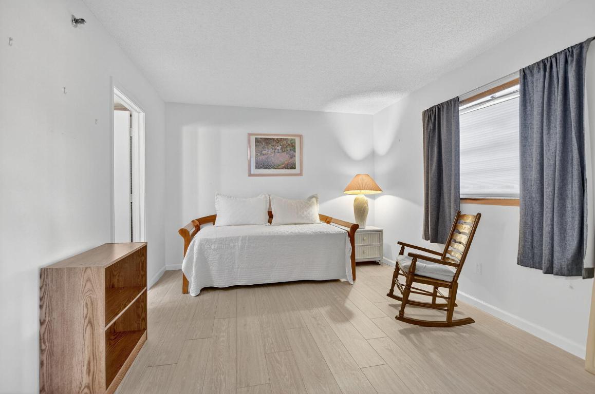 PATIOS OF BOCA BARWOOD - Residential