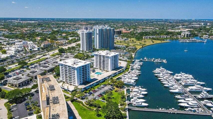 1208 Marine Way 901