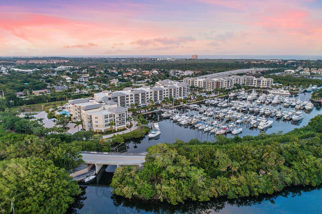 Photo of 2700 Donald Ross Road #302, Palm Beach Gardens, FL 33410 (MLS # R10776746)