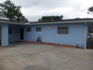 Freshly painted. Clean, ready to move in. 3 Bedrs/2Baths/1 Car Garage. All appliances including washer and dryer. Sprinkler system. Huge fenced patio. Garage door opener. Excellent location close to St Lucie Elementary School, Dan McCarty Middle Schoolmore. Virginia Av and US-1 and all commercial area.
