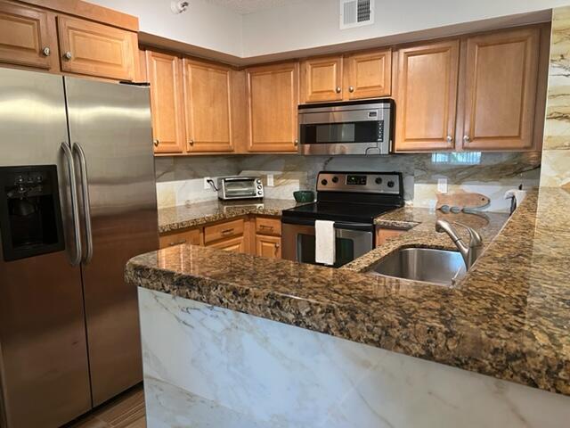 YACHT CLUB ON THE INTRACOASTAL CONDO - Residential Lease
