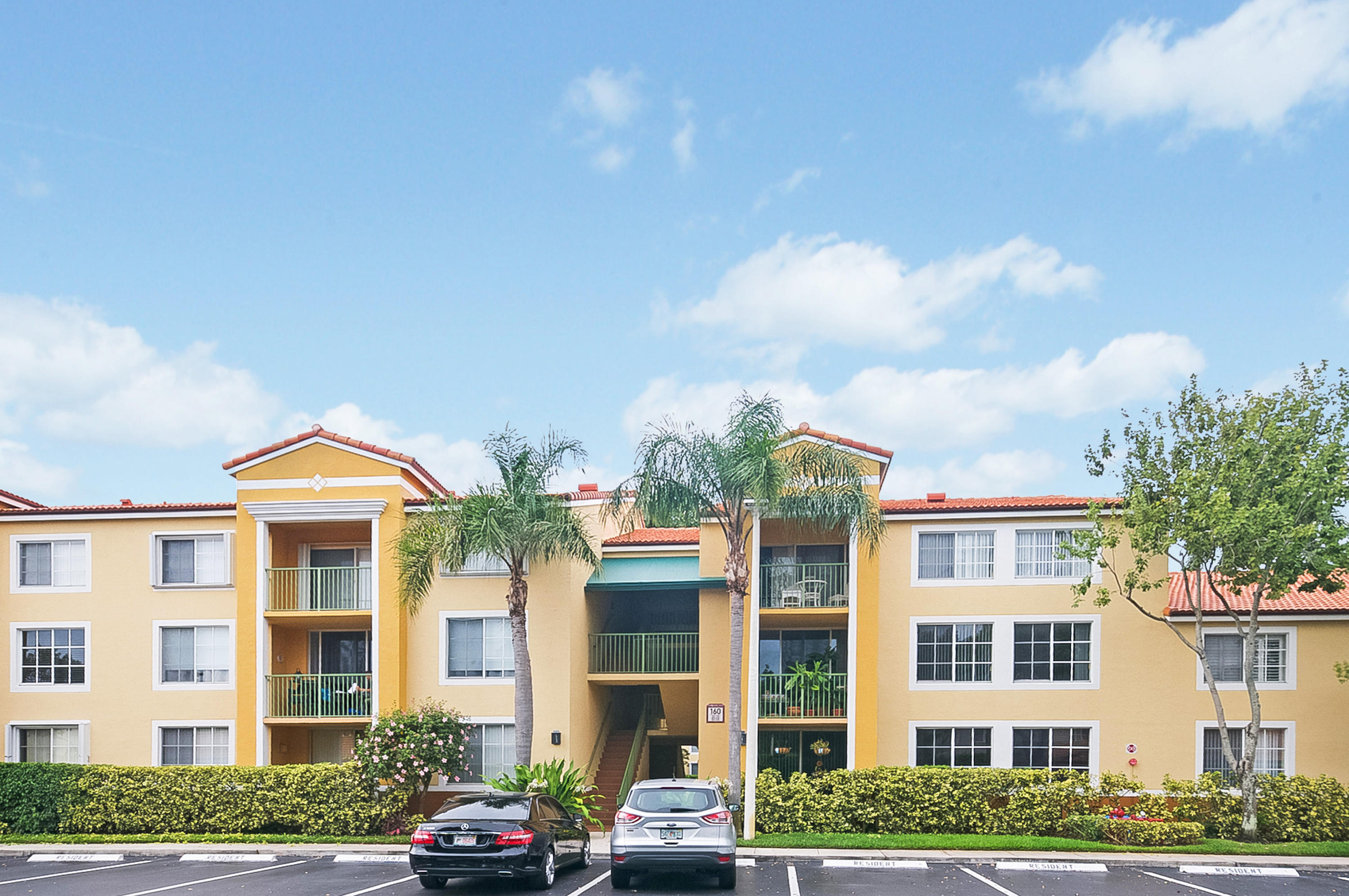 YACHT CLUB ON THE INTRACOASTAL CONDO - Residential Lease