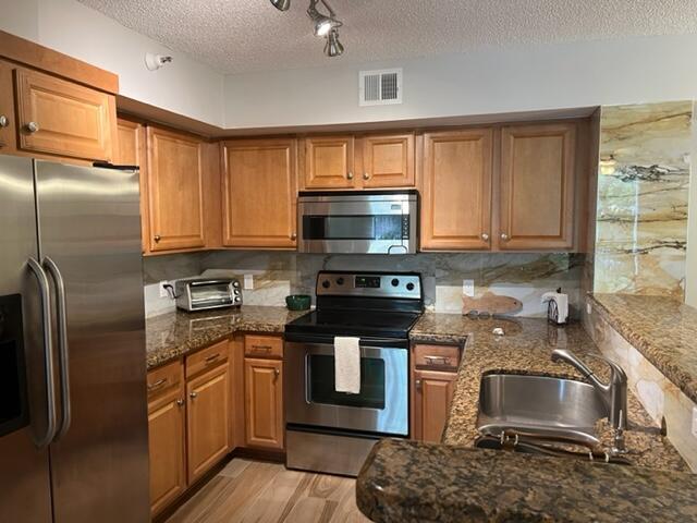 YACHT CLUB ON THE INTRACOASTAL CONDO - Residential Lease