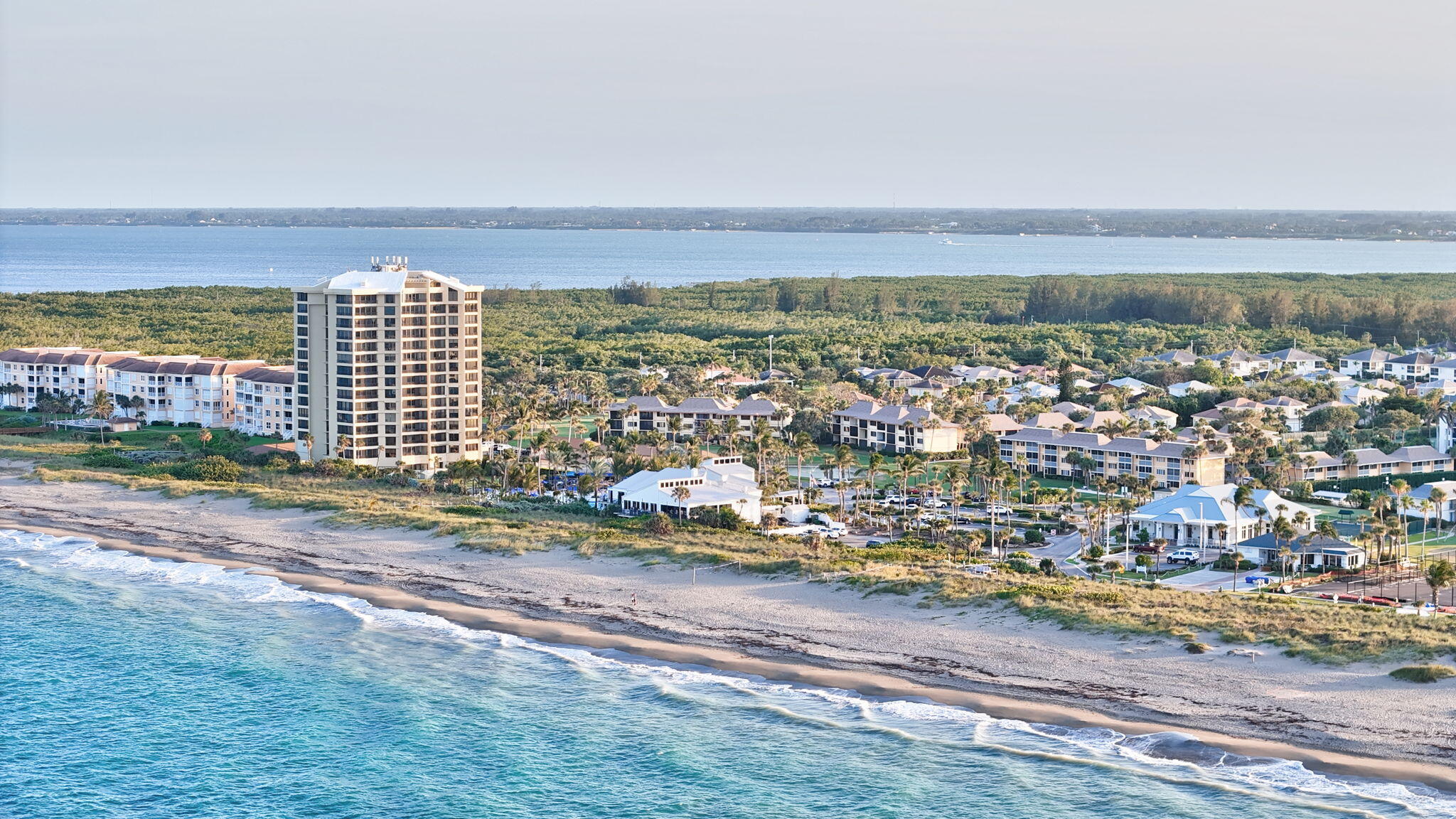 SEASCAPE II CONDOMINIUM - Residential