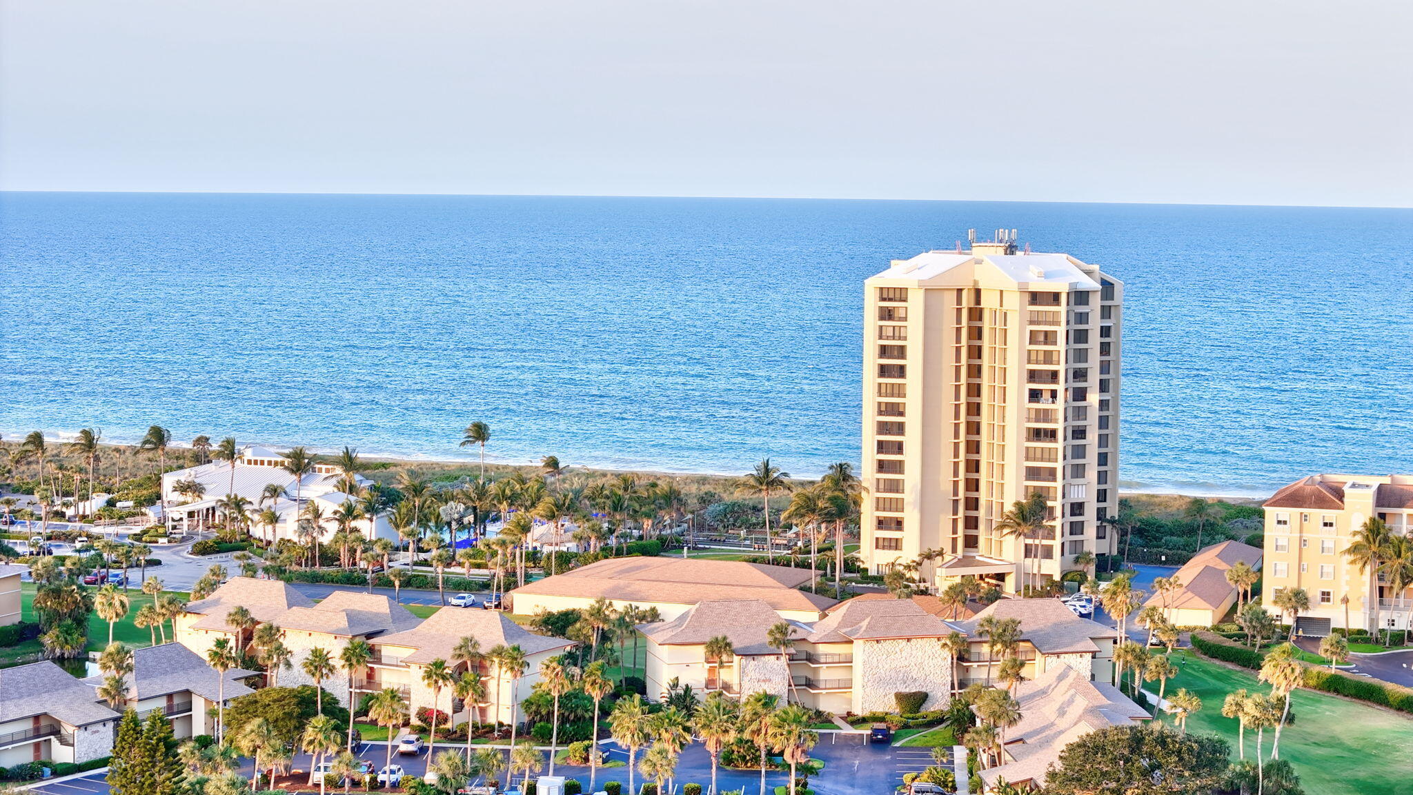 SEASCAPE II CONDOMINIUM - Residential