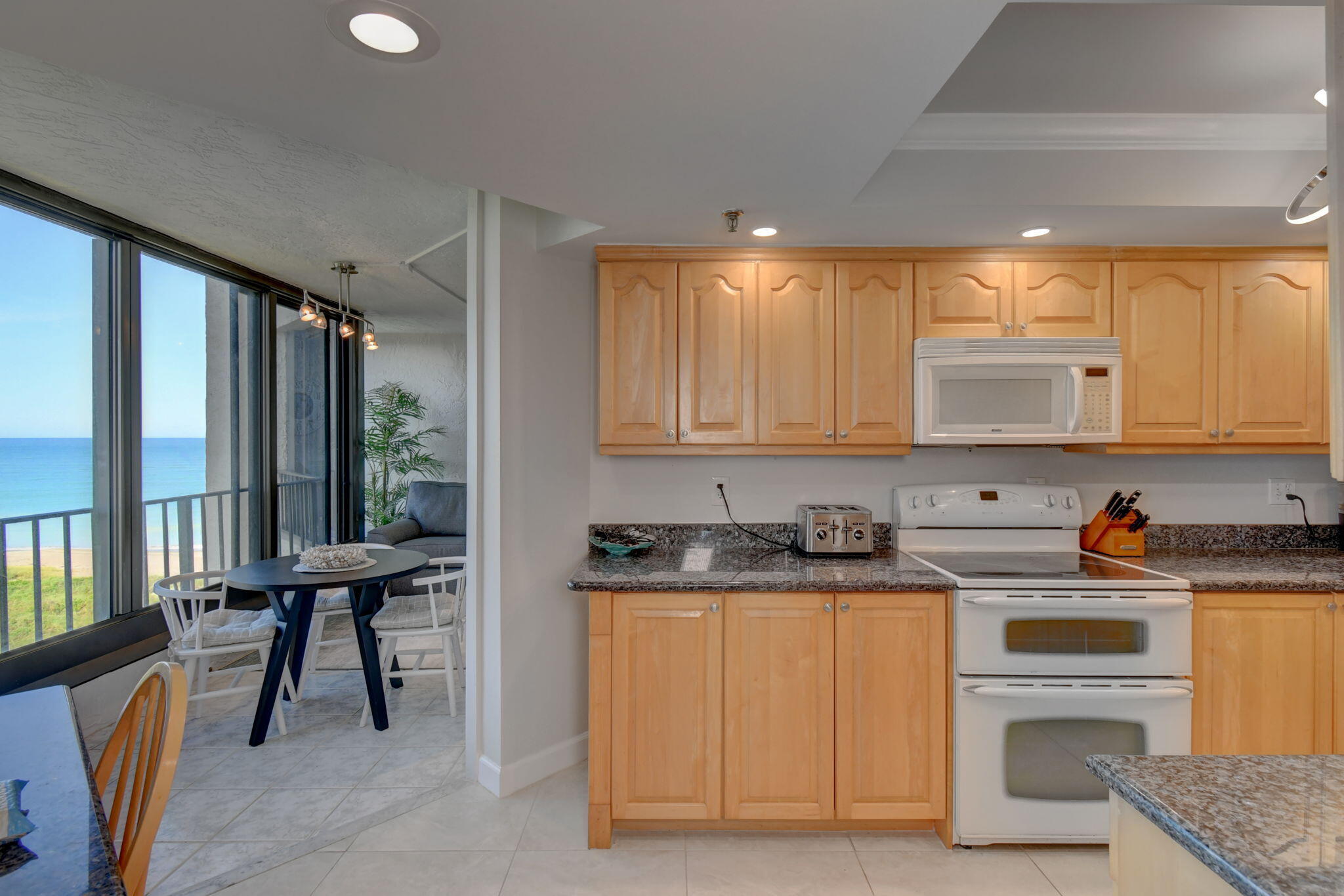 SEASCAPE II CONDOMINIUM - Residential