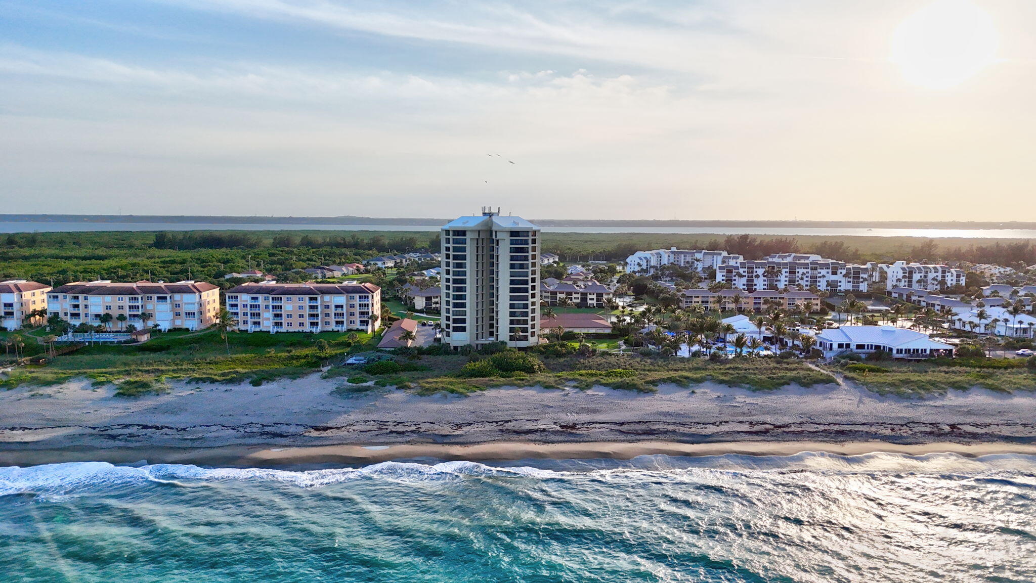 SEASCAPE II CONDOMINIUM - Residential