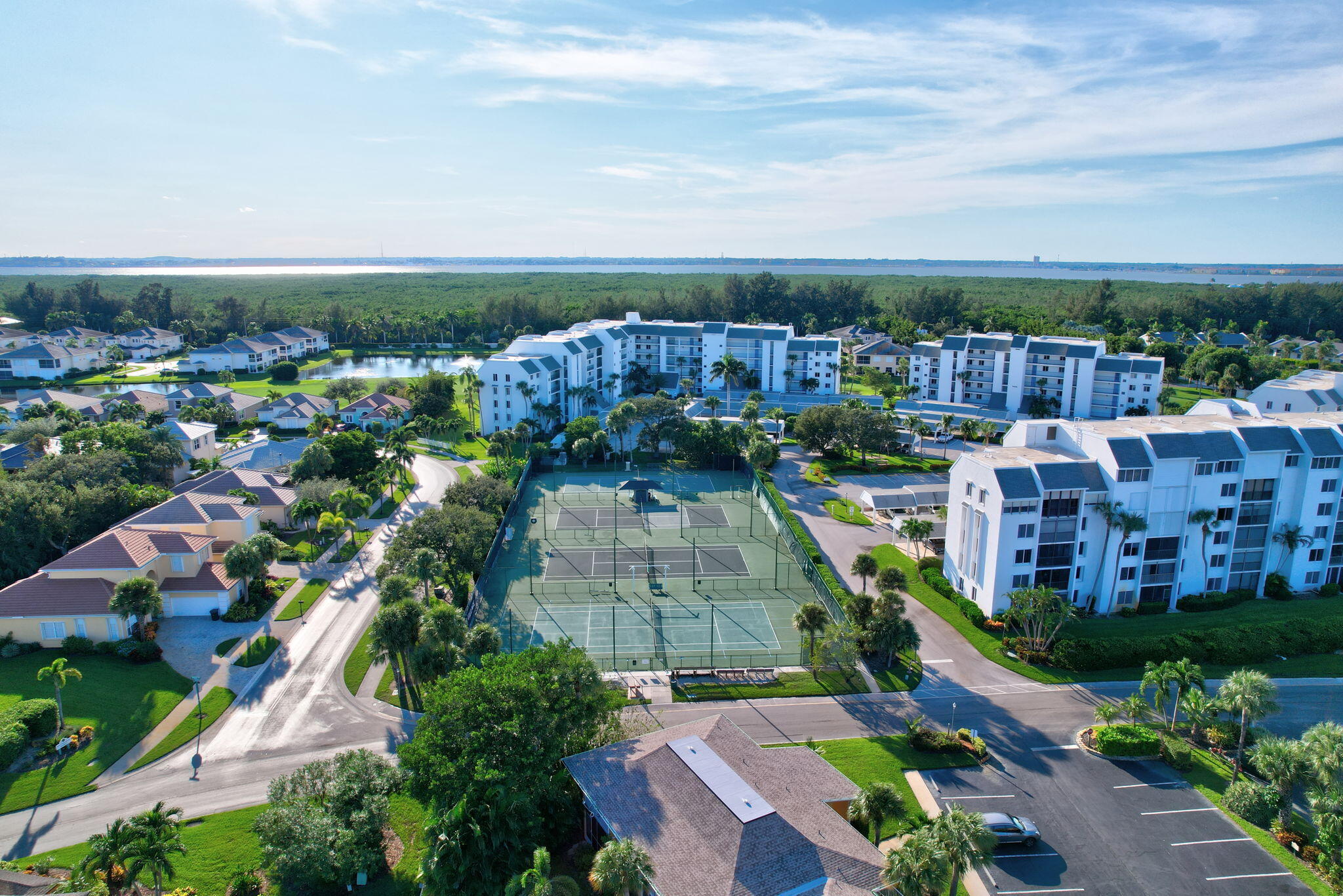 SEASCAPE II CONDOMINIUM - Residential