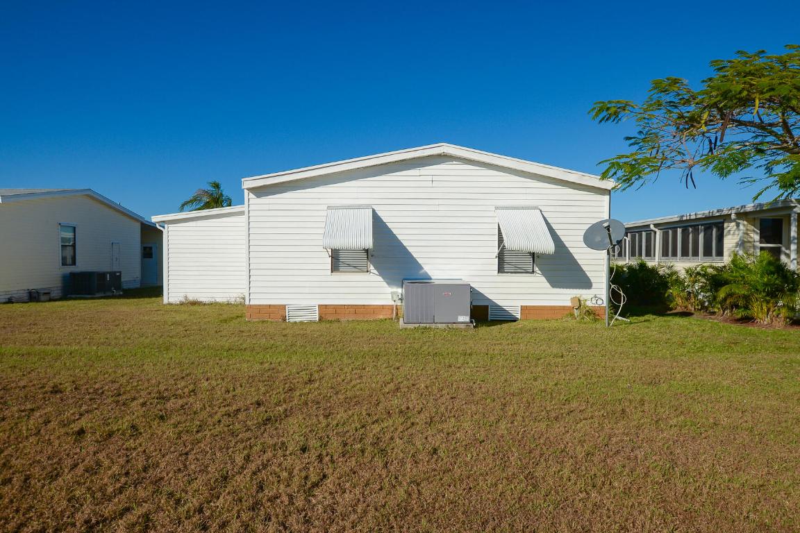 TROPICAL ISLES - Residential