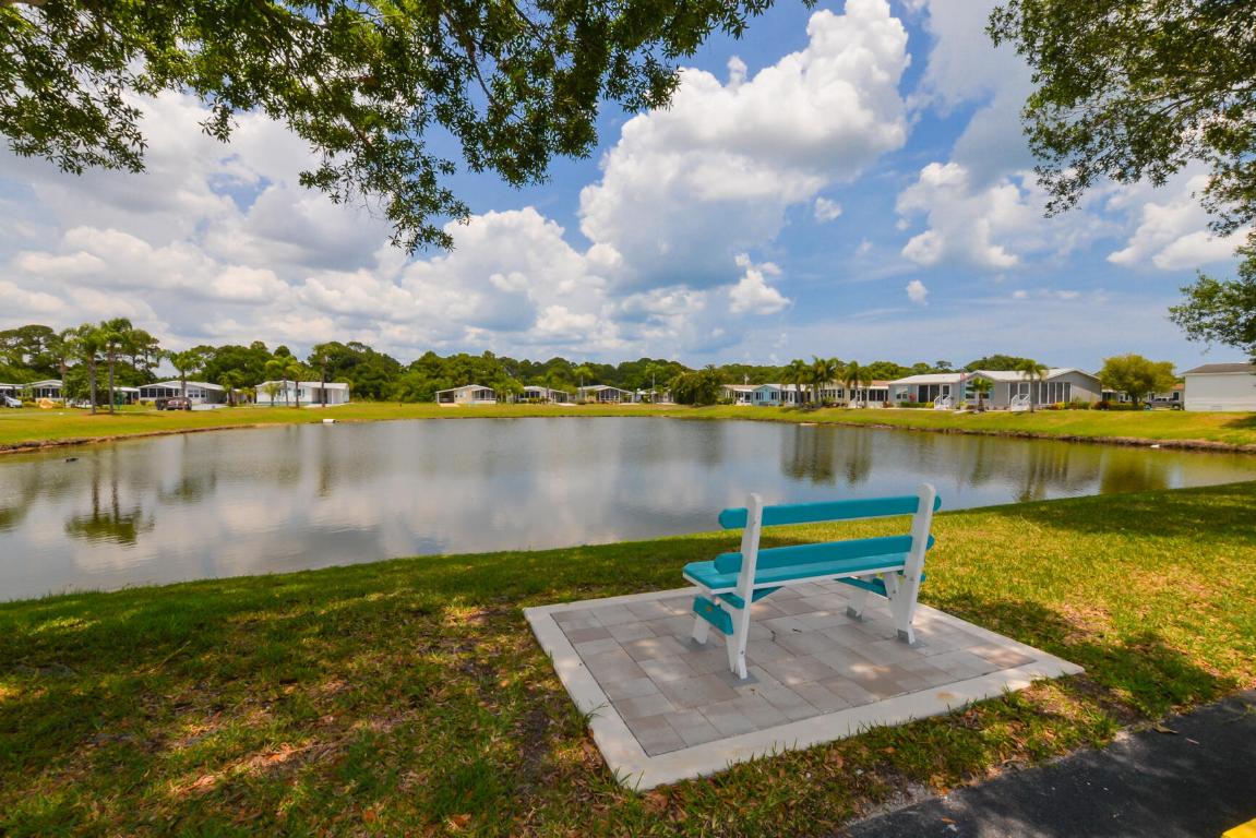 TROPICAL ISLES - Residential