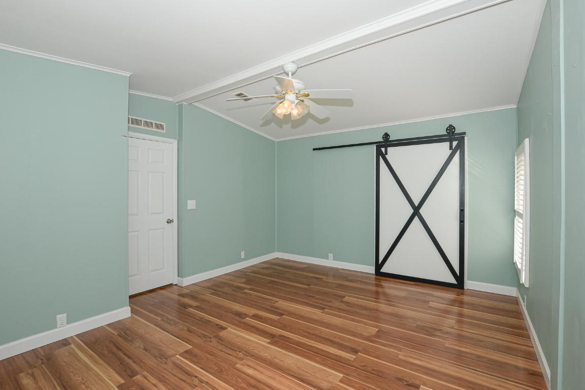 TROPICAL ISLES - Residential