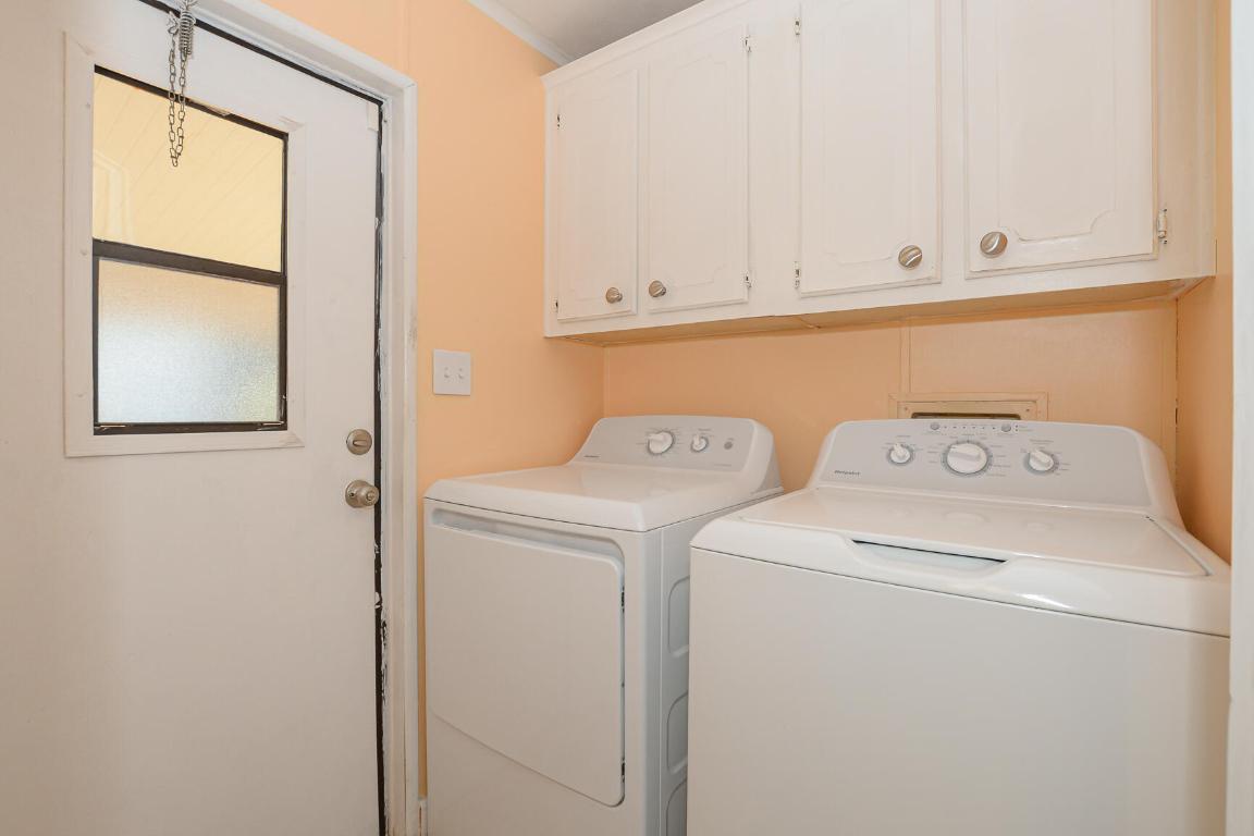 TROPICAL ISLES - Residential