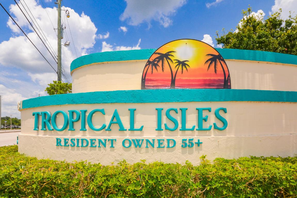 TROPICAL ISLES - Residential