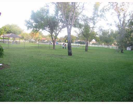 SAXON WOODS SOUTH CONDO - Residential