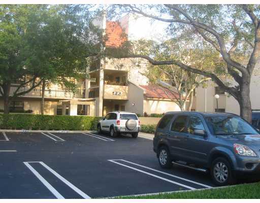 SAXON WOODS SOUTH CONDO - Residential