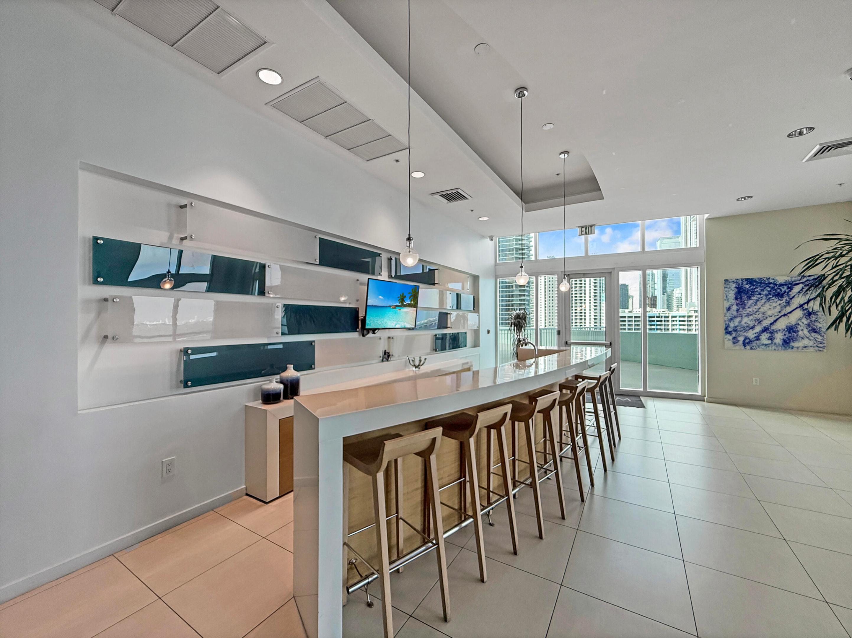 QUANTUM ON THE BAY CONDO NO 1 - Residential Lease