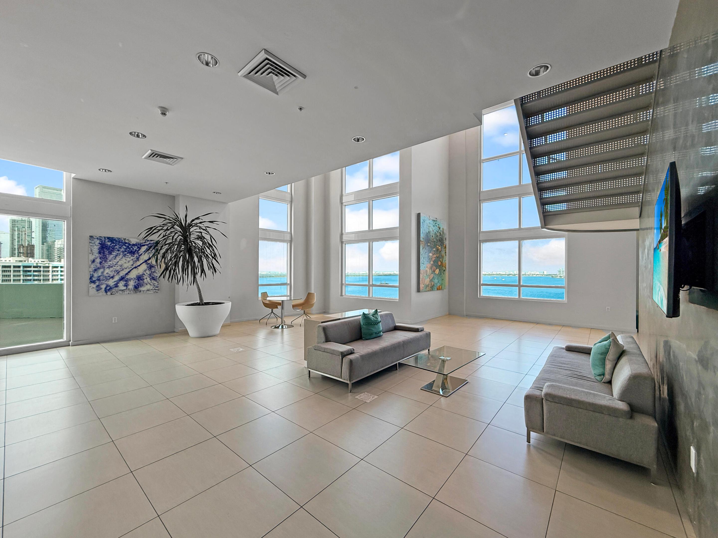 QUANTUM ON THE BAY CONDO NO 1 - Residential Lease