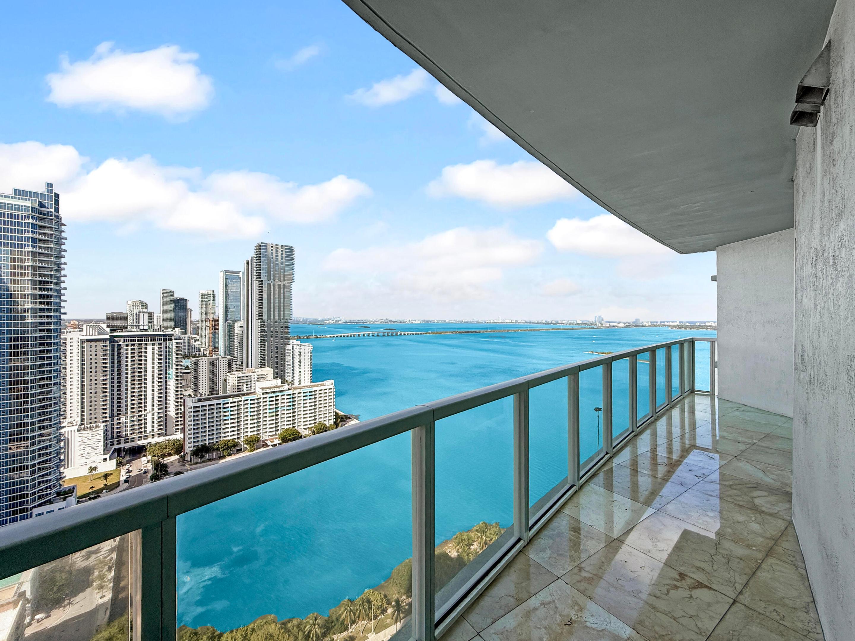 QUANTUM ON THE BAY CONDO NO 1 - Residential Lease