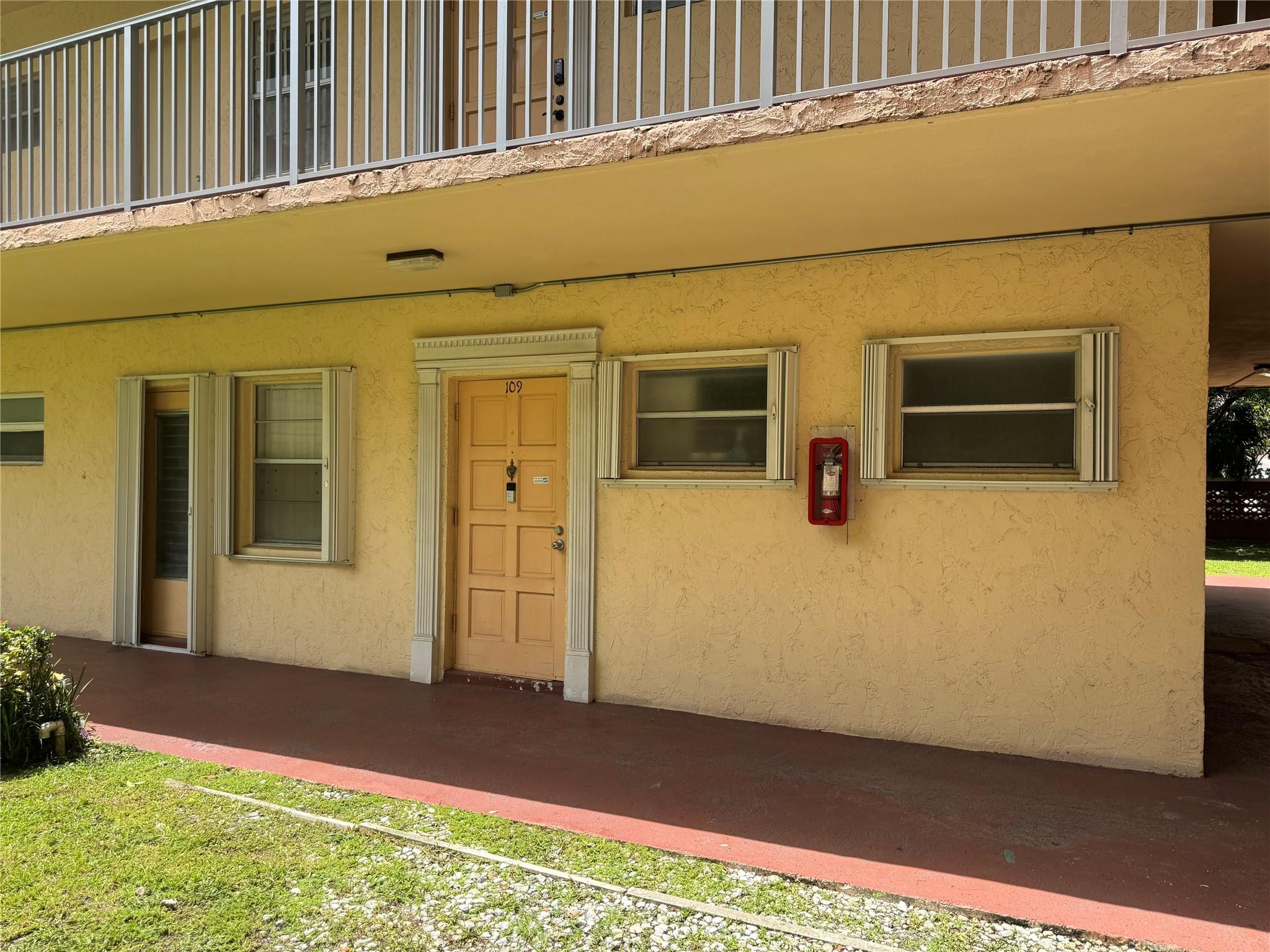 4151 NW 41st St 109