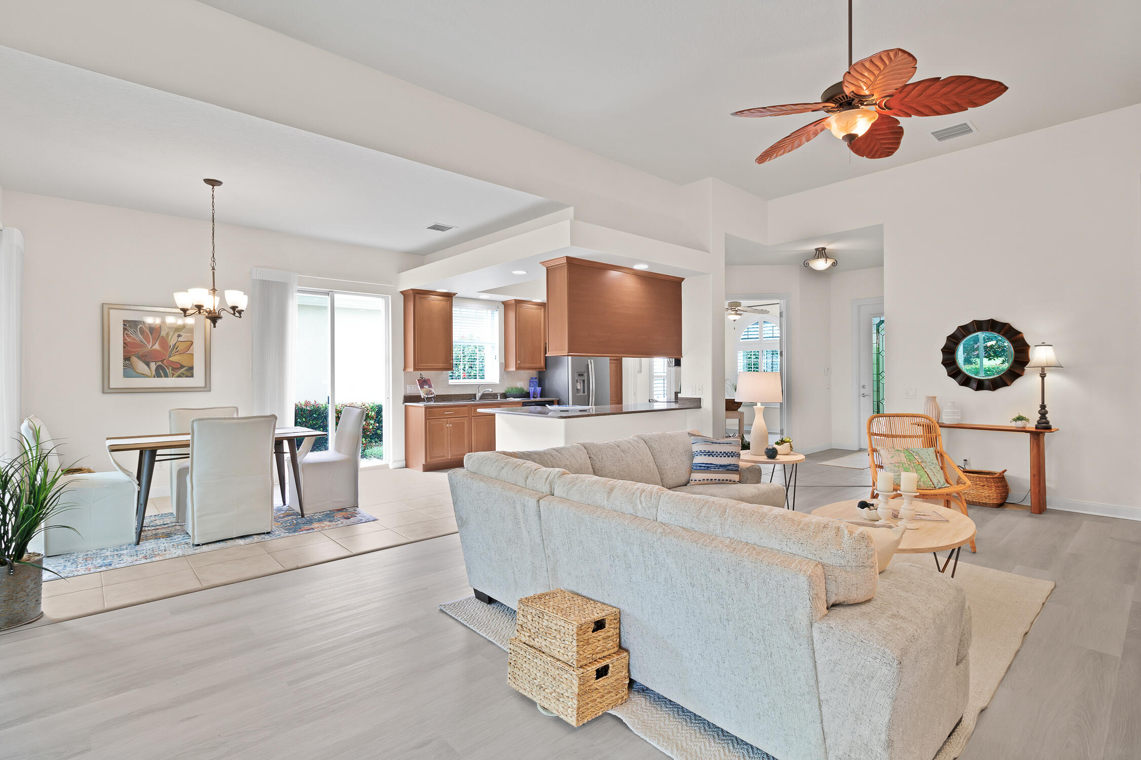 5194 Eleuthra Circle