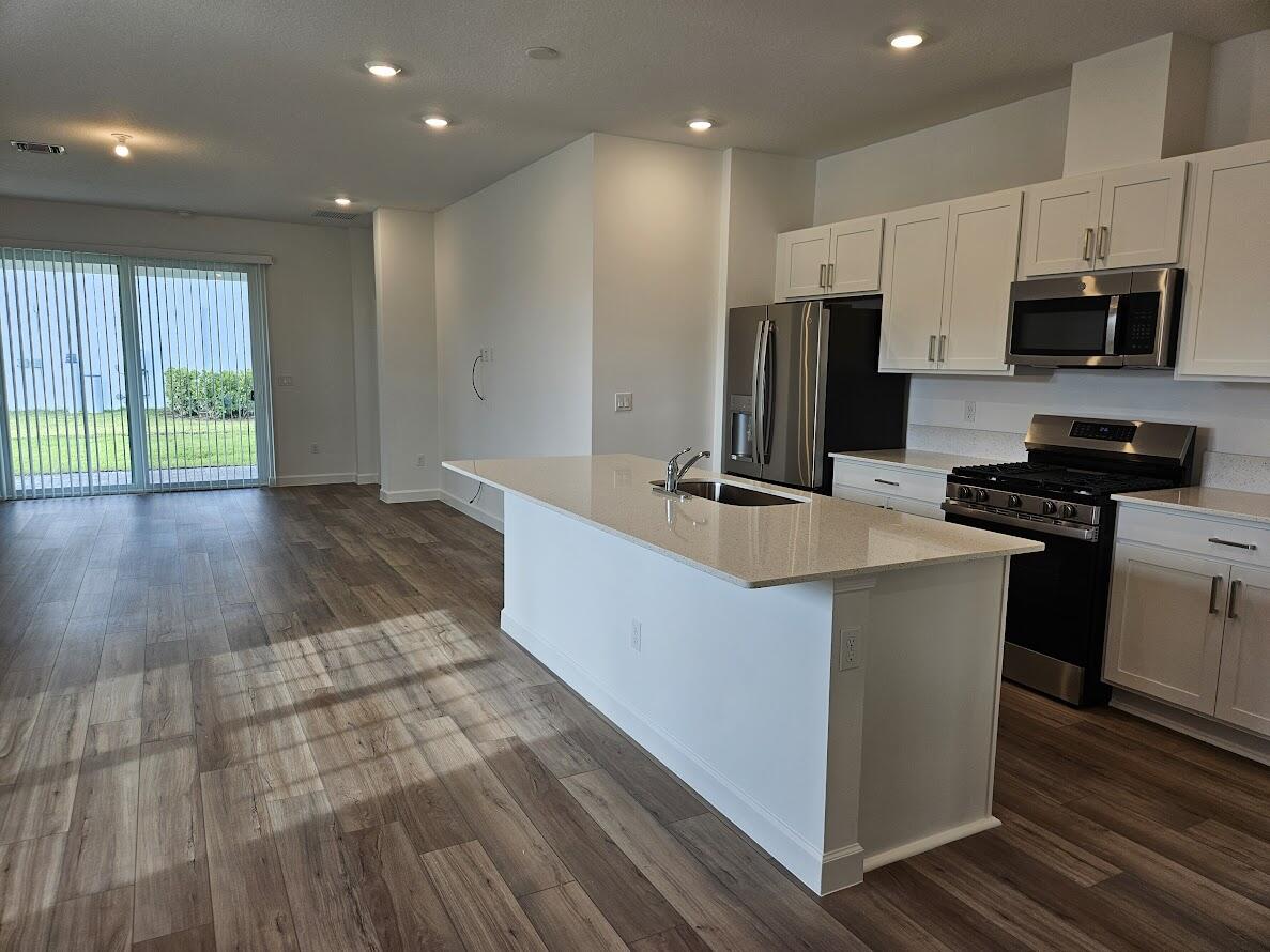 ARDEN PUD POD D NORTHWEST - Residential Lease