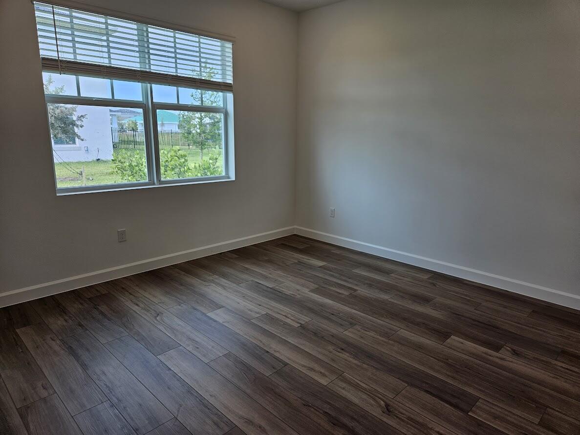 ARDEN PUD POD D NORTHWEST - Residential Lease