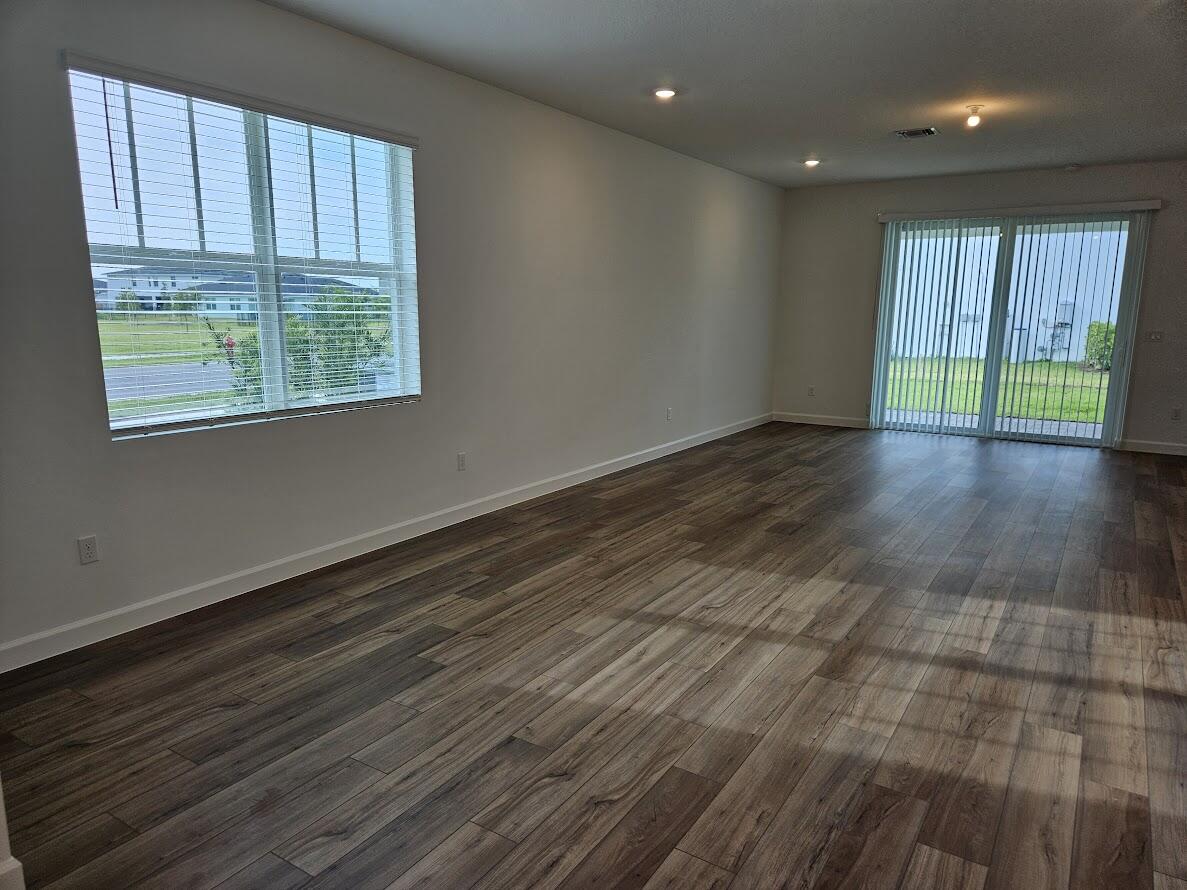 ARDEN PUD POD D NORTHWEST - Residential Lease