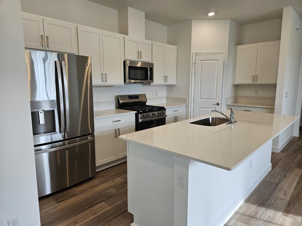 ARDEN PUD POD D NORTHWEST - Residential Lease