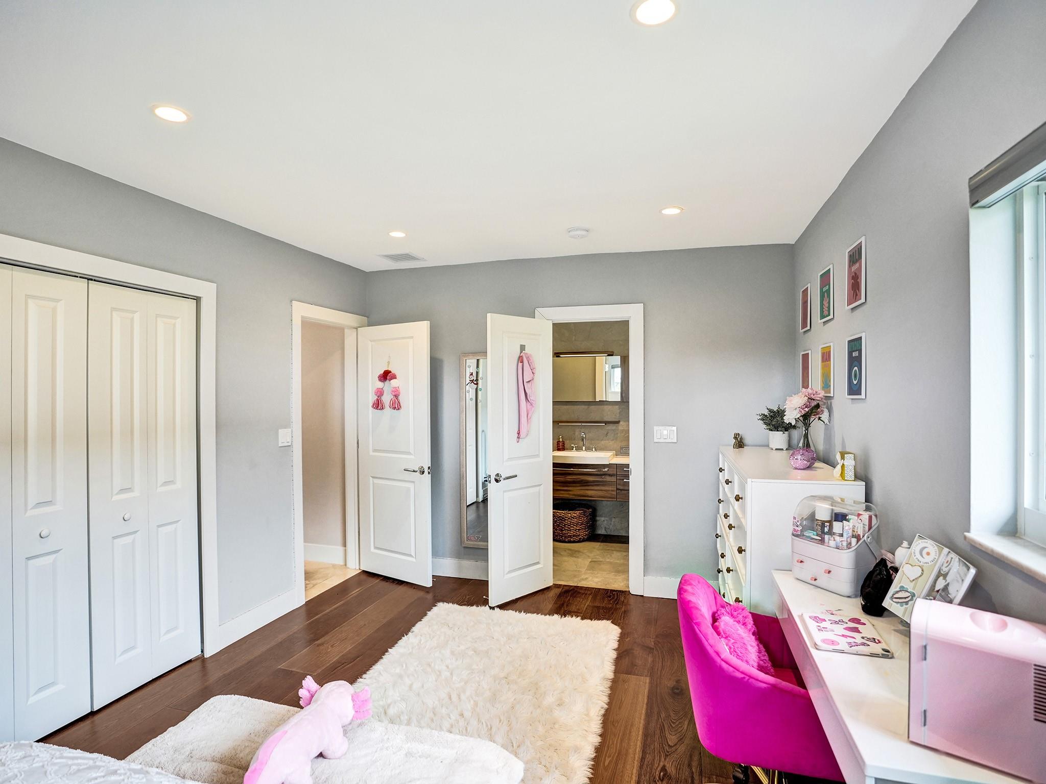 CORAL RIDGE COUNTRY CLUB - Residential