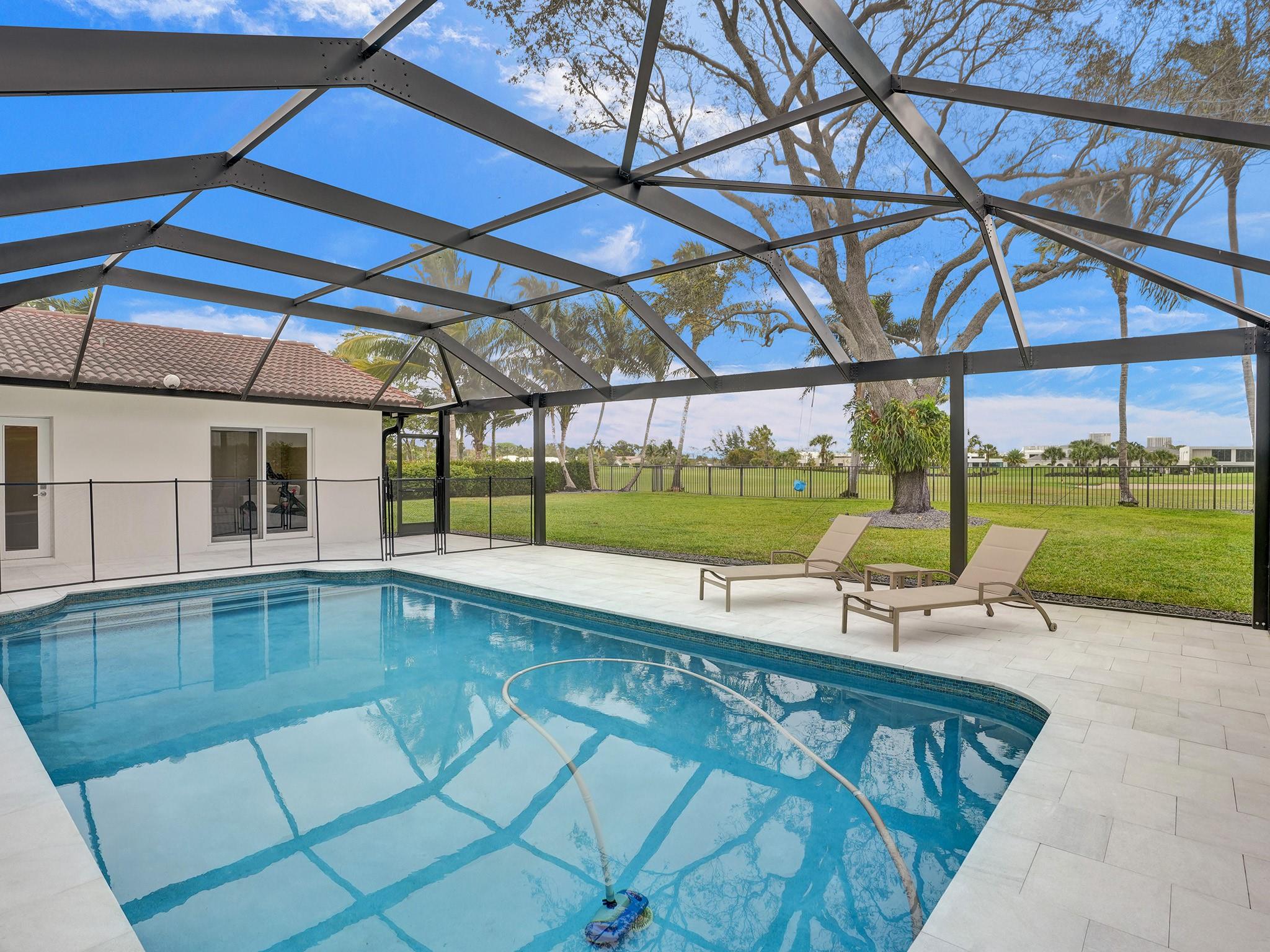 CORAL RIDGE COUNTRY CLUB - Residential