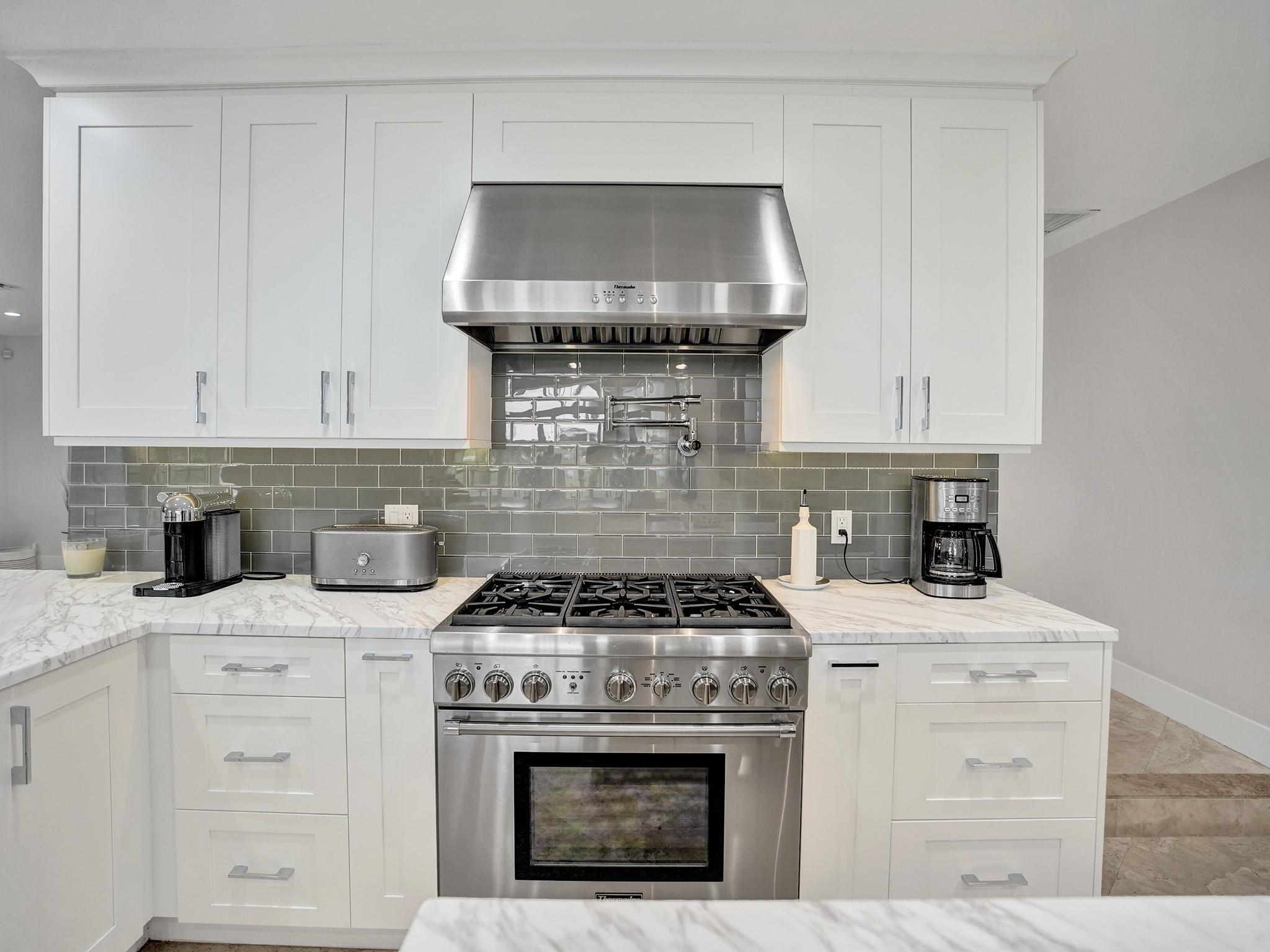 CORAL RIDGE COUNTRY CLUB - Residential