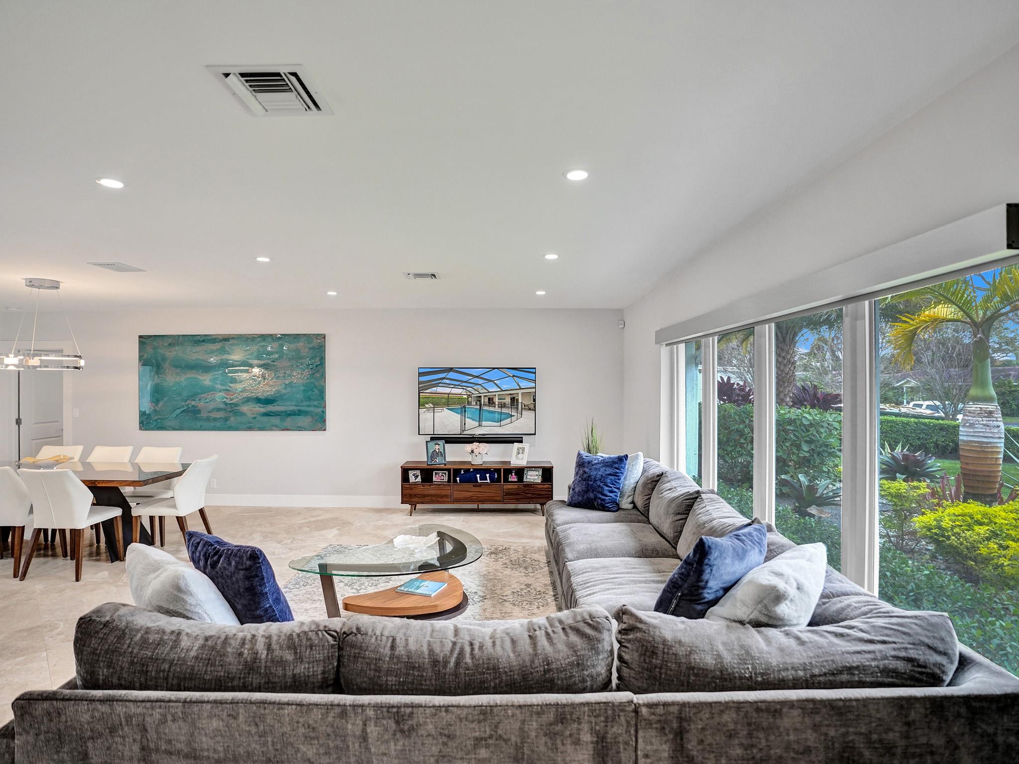 CORAL RIDGE COUNTRY CLUB - Residential