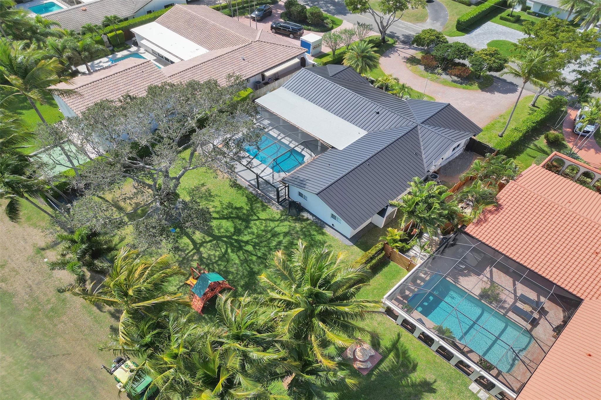 CORAL RIDGE COUNTRY CLUB - Residential