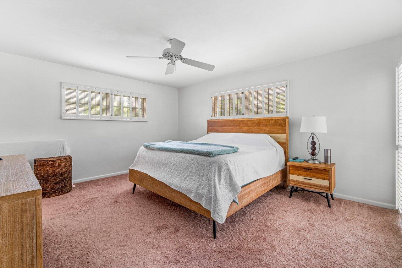 BOCA RATON SQUARE - Residential Lease