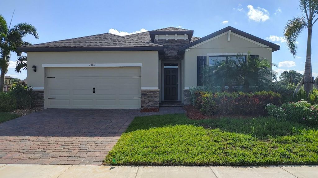 Photo of 4102 Keeson Circle, Vero Beach, FL 32967 (MLS # B26011444)