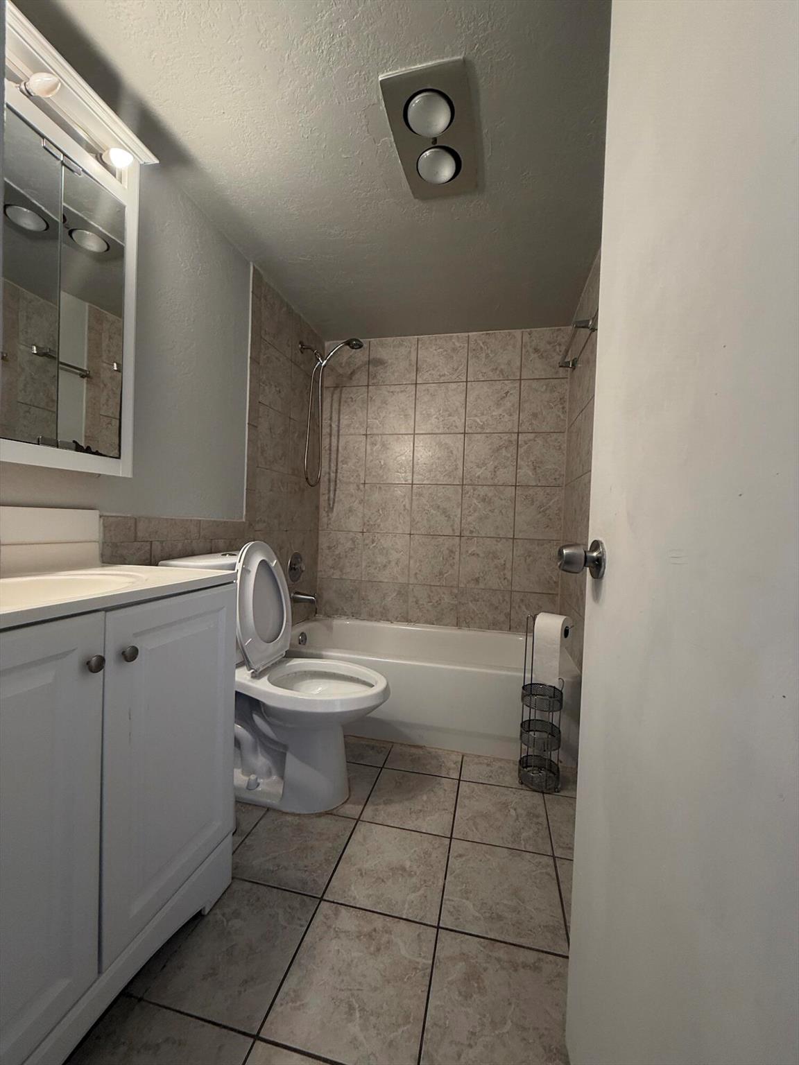 BERKSHIRE A THRU K CONDOS - Residential Lease