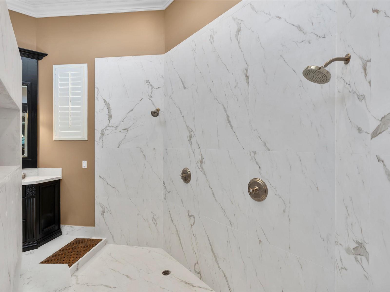 ROLLING OAKS ESTATES - Residential