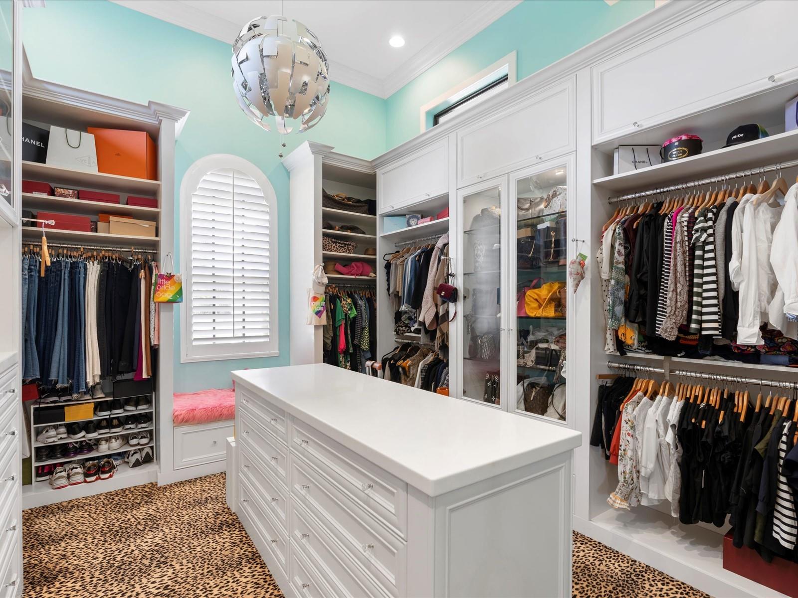 ROLLING OAKS ESTATES - Residential