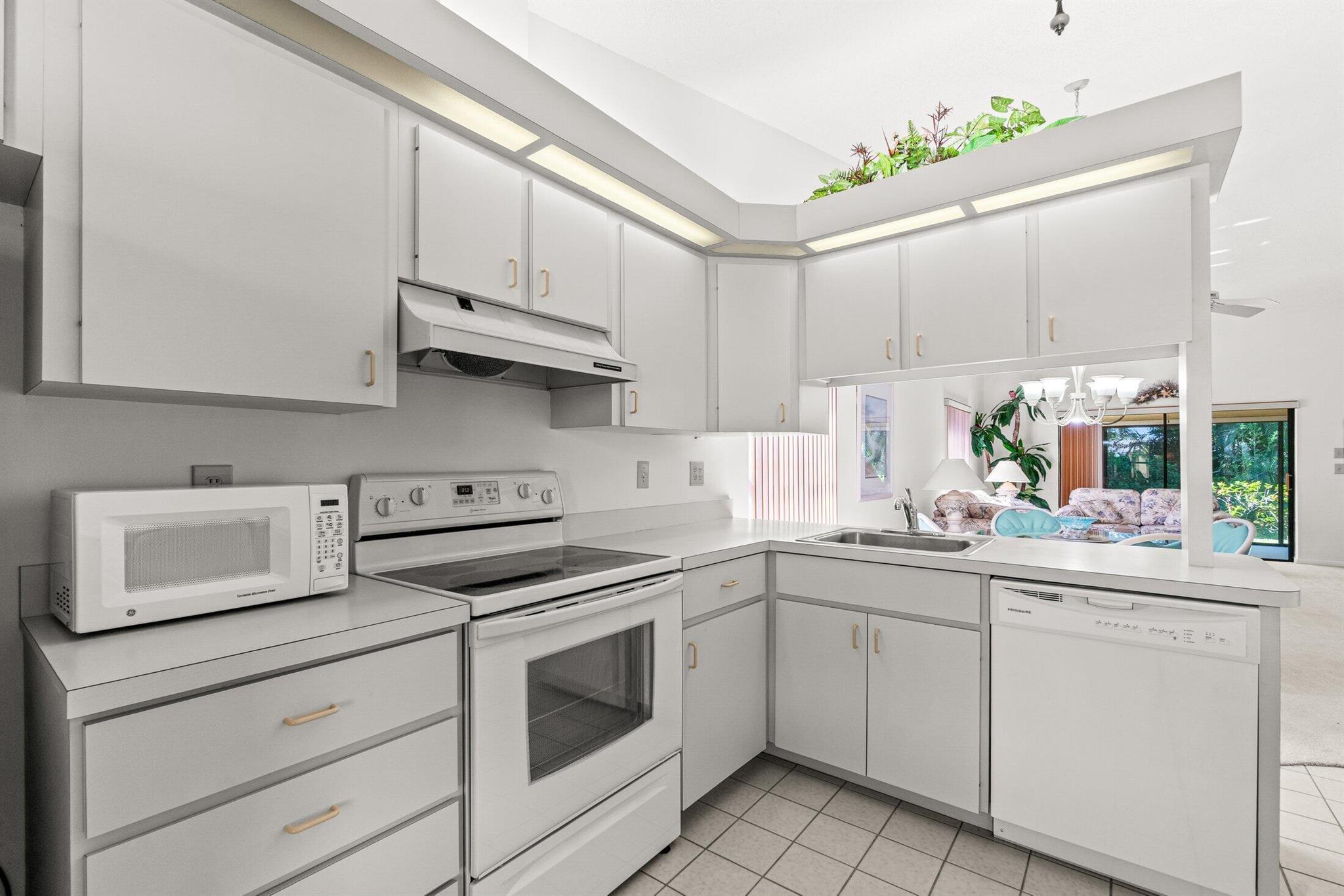 SUGAR SANDS RIDGE - Residential