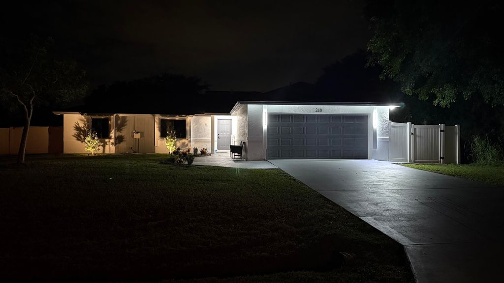 Photo of 248 SE Fallon Drive, Port Saint Lucie, FL 34983 (MLS # R11127000)