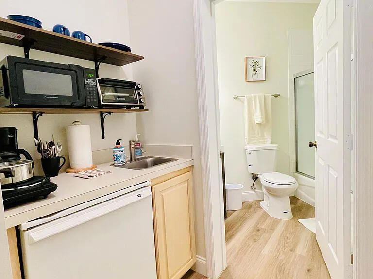 GOLF VILLAS II CONDOMINIUM - Residential Lease