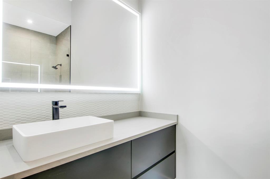 STONEWAL ESTATES - Residential