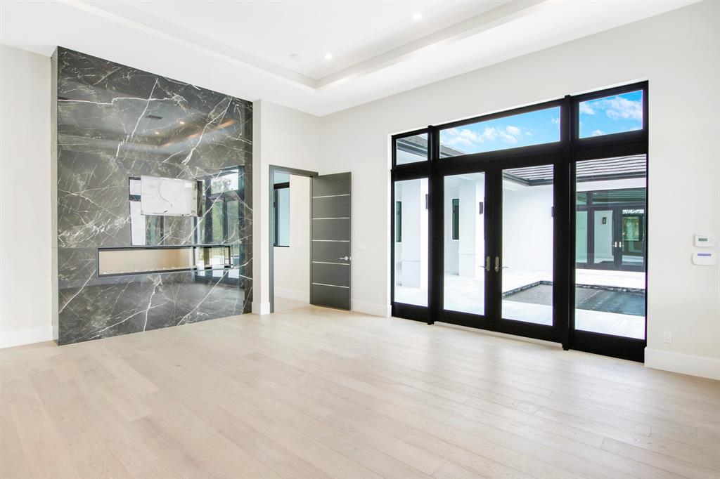 STONEWAL ESTATES - Residential