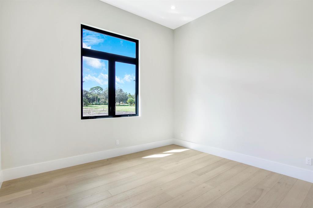 STONEWAL ESTATES - Residential