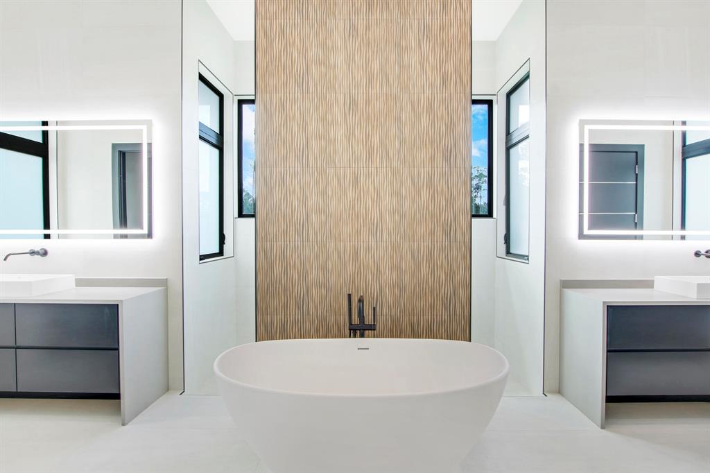 STONEWAL ESTATES - Residential