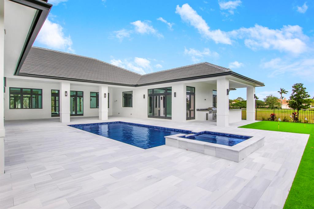 STONEWAL ESTATES - Residential