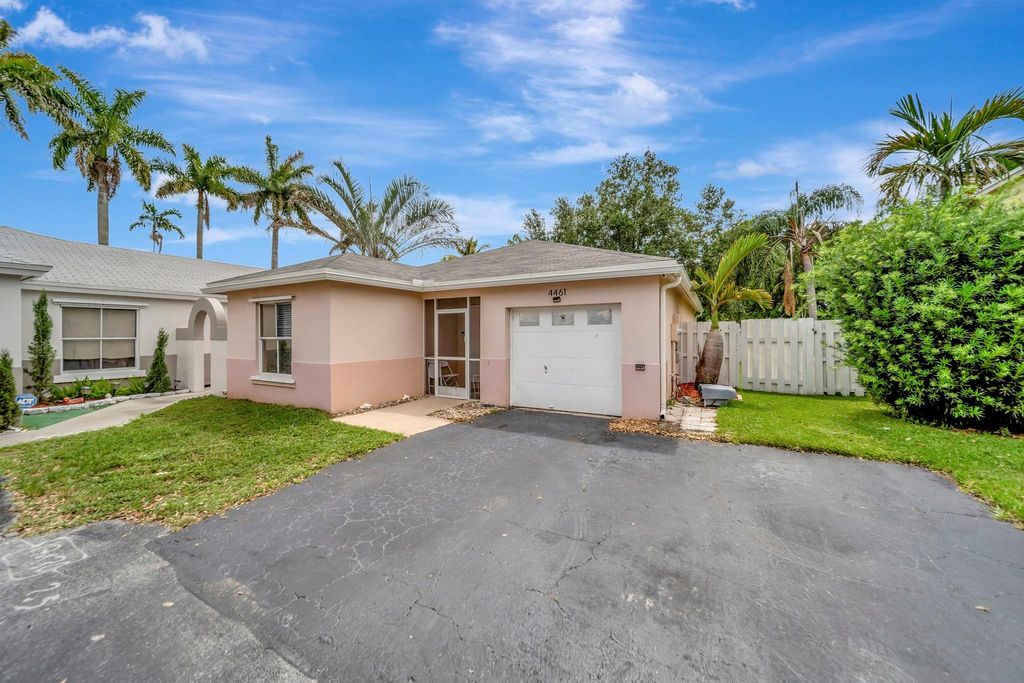 Photo of 4461 SW 72nd Terrace, Davie, FL 33314 (MLS # F10507482)