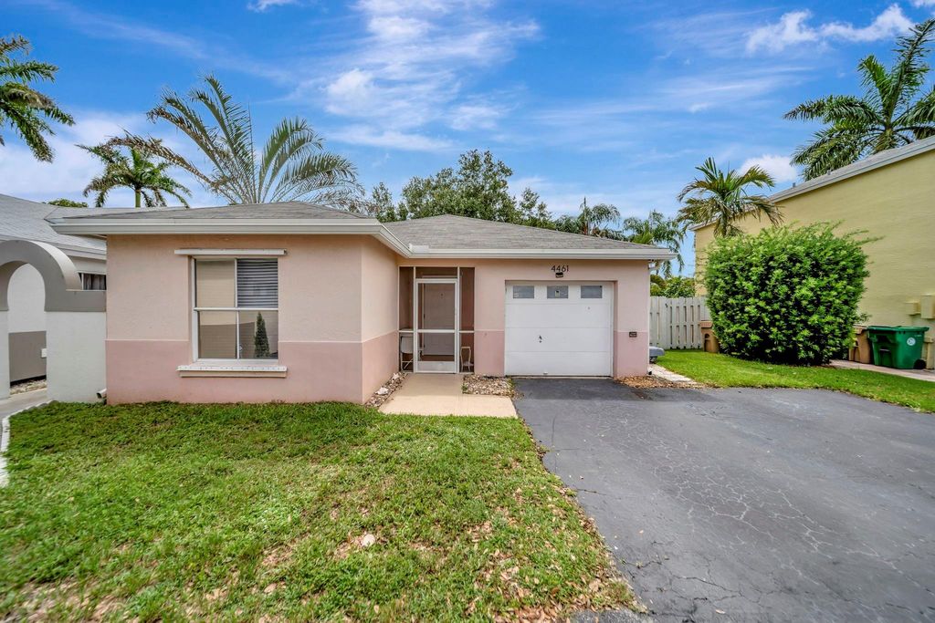 Photo of 4461 SW 72nd Terrace, Davie, FL 33314 (MLS # F10507482)