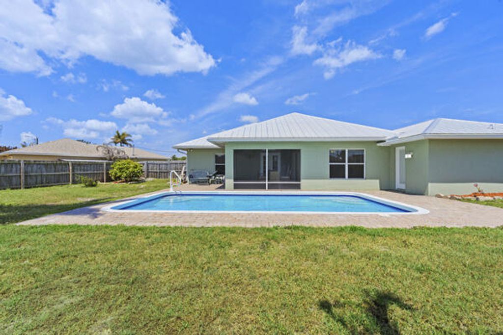 Photo of 1657 SW Cefalu Circle, Port Saint Lucie, FL 34953 (MLS # B26027207)