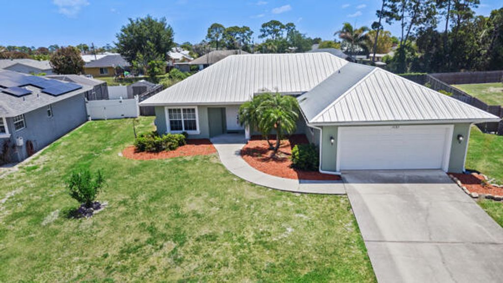 Photo of 1657 SW Cefalu Circle, Port Saint Lucie, FL 34953 (MLS # B26027207)